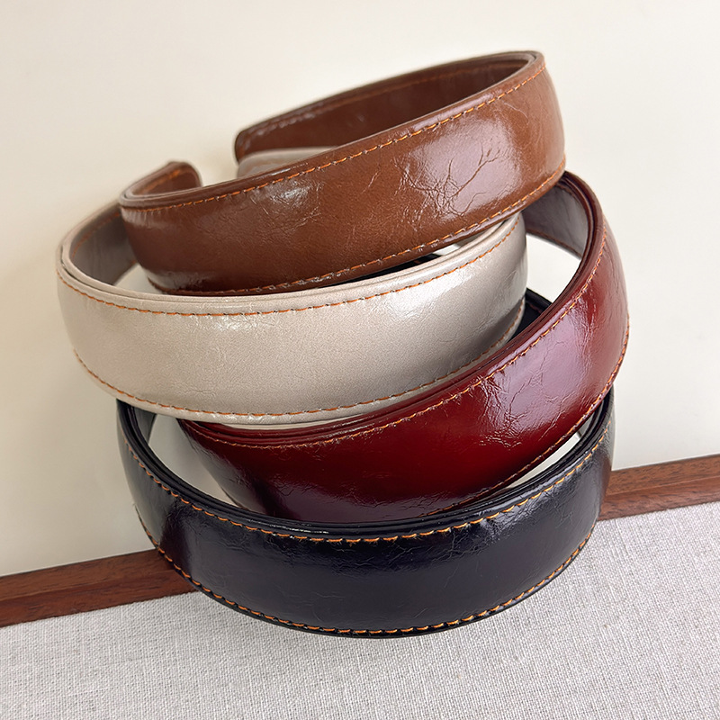 Leatherwork Rings - ที่คาดผมหนังเรียบง่ายสีทึบเกาหลีผมห่วงยางรัดผมสำหรับผู้หญิงย้อนยุคเครื่องสวมศีรษะที่คาดผมแฟชั่นอุปกรณ์เสริมผม 1 ชิ้น