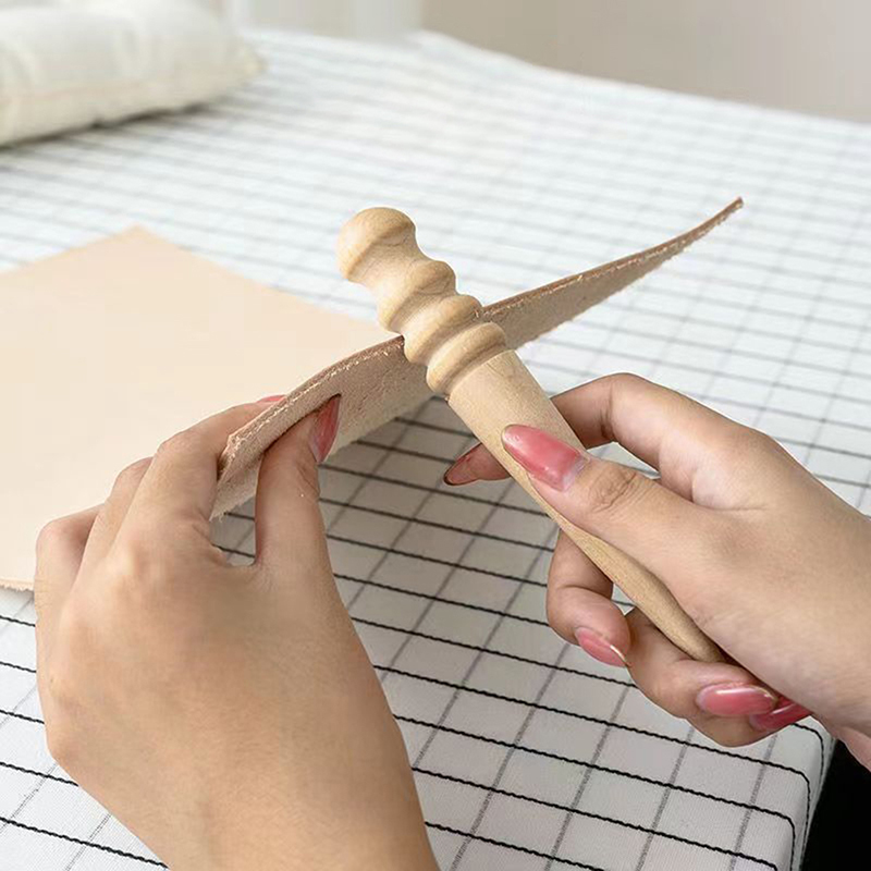 Used Leatherwork Tools - หนังไม้เนื้อแข็ง ขอบไม้กลมขัดเงา ใช้สำหรับขัดขอบงานหนัง ชุดเครื่องมืองานฝีมือ
