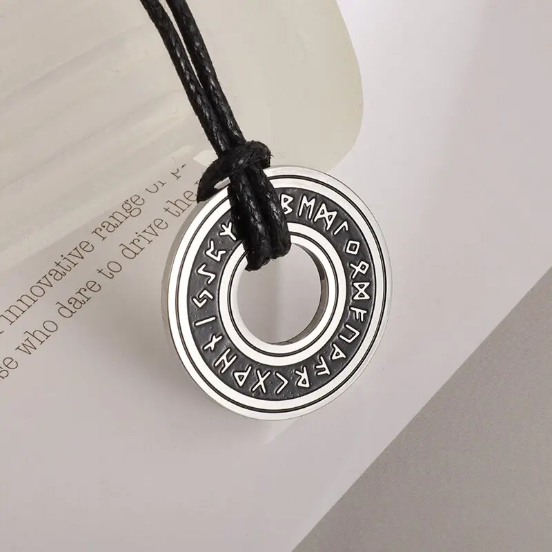 Leatherwork Rings - Iceland หมวกกันน็อค Nordic vegvisir วงกลมสยองขวัญ Rune