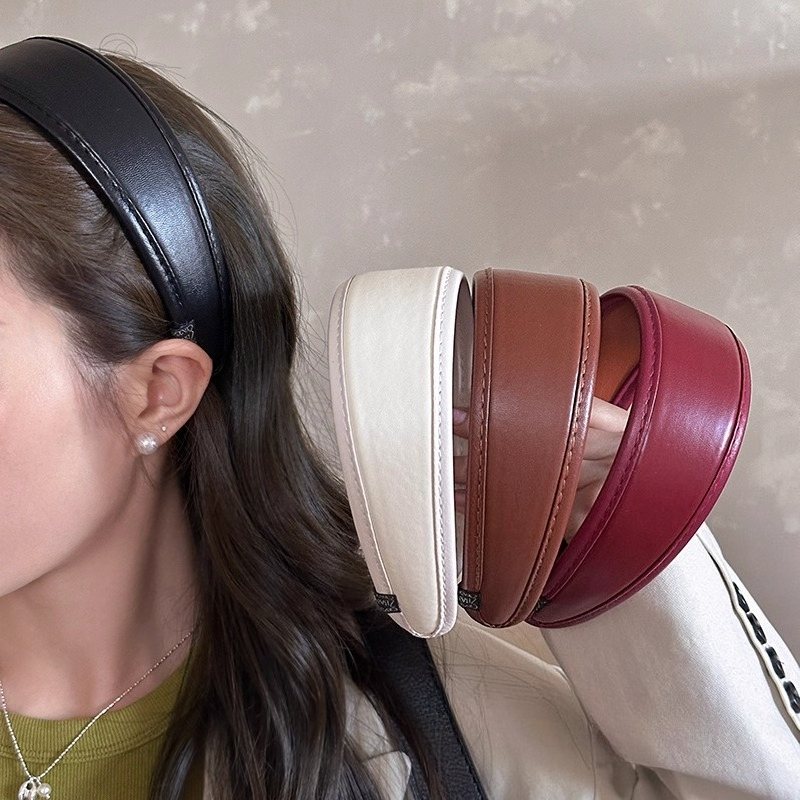 ที่คาดผมหนังเรียบง่ายสีทึบเกาห - Leatherwork Rings บทวิจารณ์และราคา