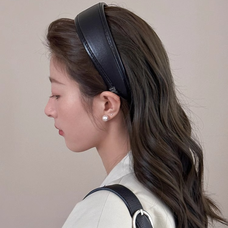 ที่คาดผมหนังเรียบง่ายสีทึบเกาห - Leatherwork Rings บทวิจารณ์และราคา