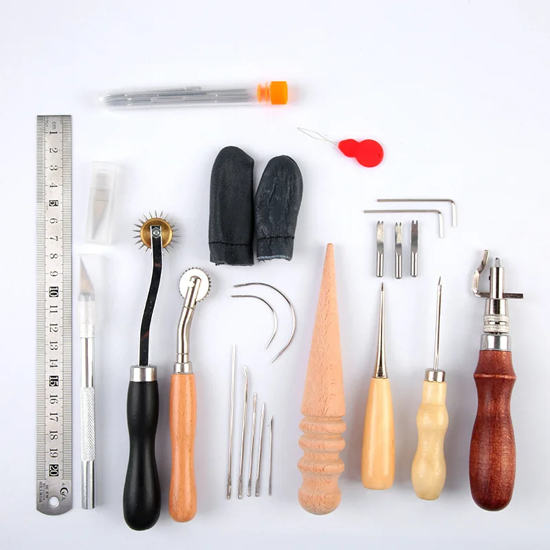 ชุดเครื่องมือทำงานหนังสำหรับผู - Beginner Leatherwork Kit บทวิจารณ์และราคา